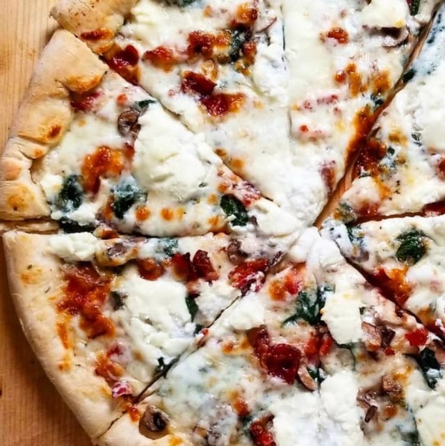 Primadonna Pizza.